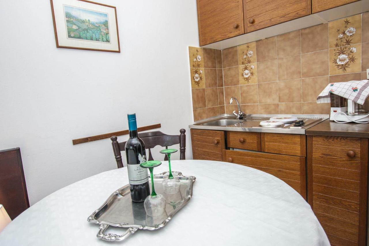 Apartmani Janja Poreč Zewnętrze zdjęcie