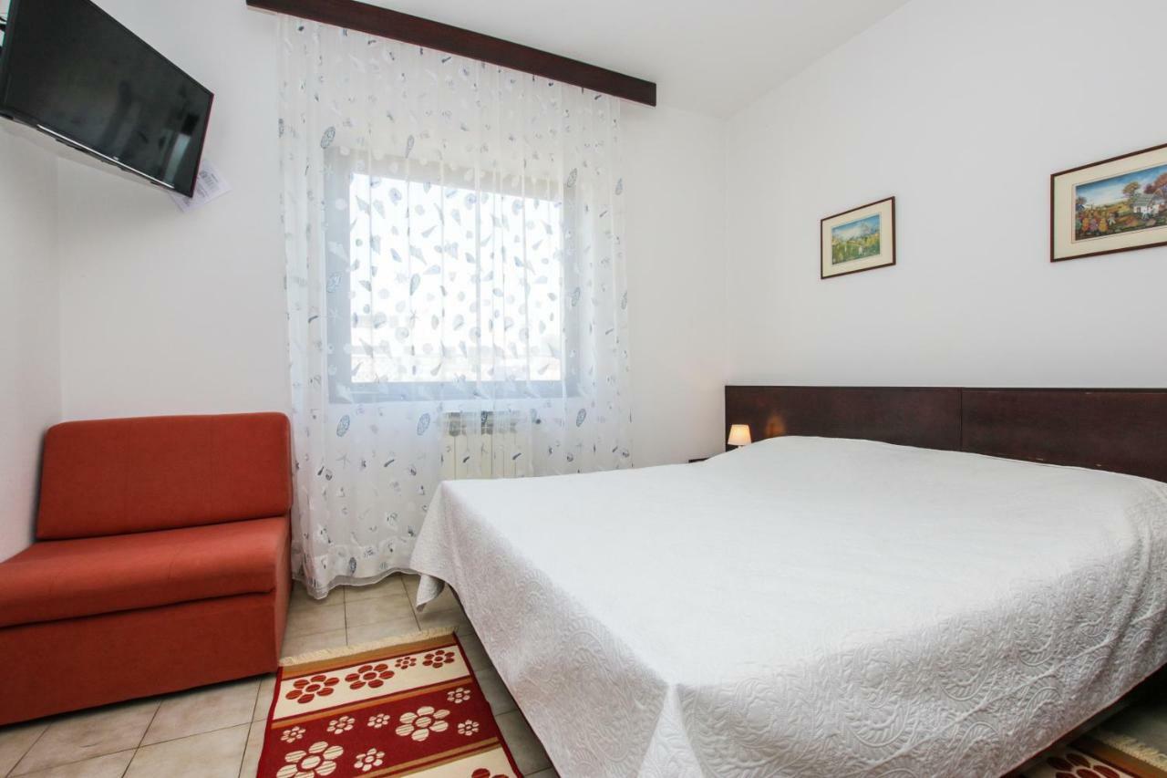 Apartmani Janja Poreč Zewnętrze zdjęcie